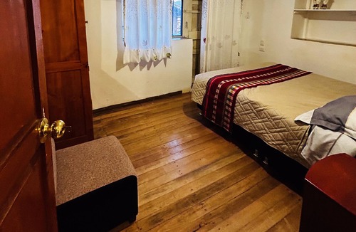 San Blas Bed & Breakfast | Summit Viewpoint House - 8 Private apartments