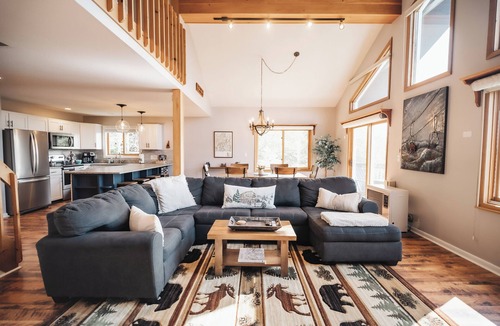 Jackson Ski Chalet | Summit Vista - 3br Mountain Paradise - Epic Views Ski Hike Relax