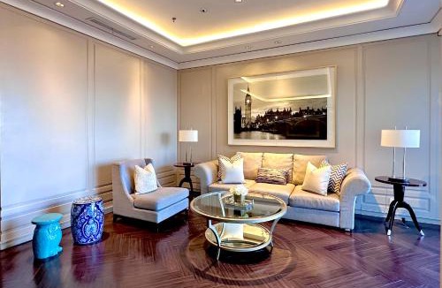 Surabaya Apartment | Sumptuous The Peak 2BR Apartment in Tunjungan Plaza 5 Surabaya City Centre by Le Ciel Hospitality