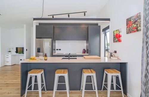 Whitianga House | Sun and Sea Sanctuary - Whitianga Holiday Home