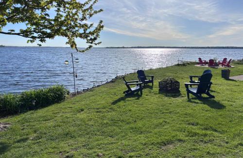 Batawa Apartment | Sun Chaser Bay