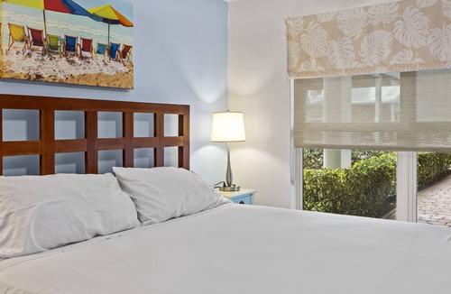 Ocean Ridge Hotel | Sun Dek Beach House