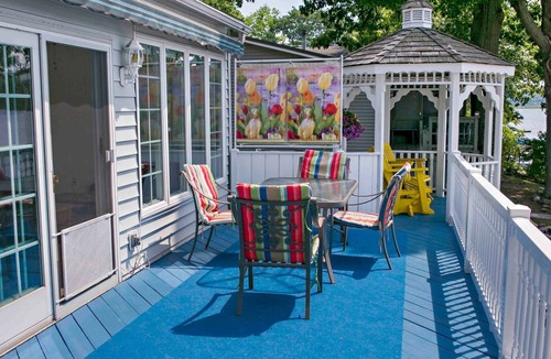 Dundee Cottage | Sun Fun and Waneta