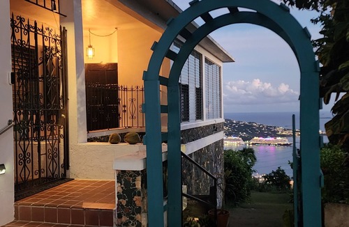 Estate Solberg Villa | Sun Mountain Crest Villa is up the mountain with ocean view & centrally located.