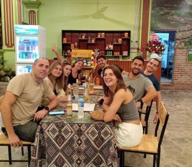 Hoa Lu Bed & Breakfast | Sun Mountain Hostel