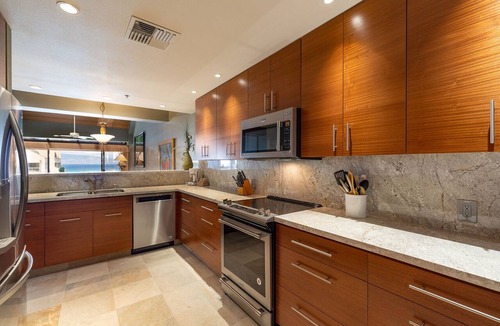 Kahana Condo | Sun, Sand & Sunsets - Penthouse Oceanview 7th floor SK474