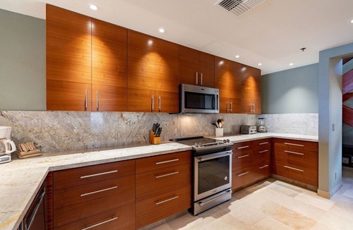 Kahana Condo | Sun, Sand & Sunsets - Penthouse Oceanview 7th floor SK474