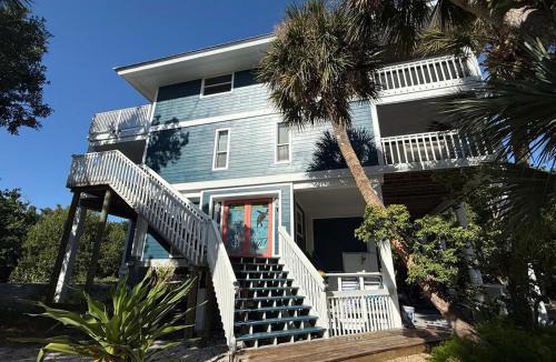 North Captiva House | Sun, Sand, Unplug, Island Beach House Sleeps 12