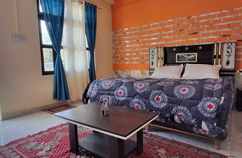 Kuthar Hotel | Sun Shine Haven Retreat Chandi