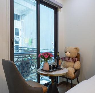 Tay Ho House | Sun Street Hotel By Vega