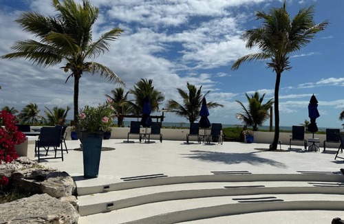 Wheeland Settlement Condo | Sun Wave – Spacious Poolfront 3BR with Ocean Views, Turks and Caicos