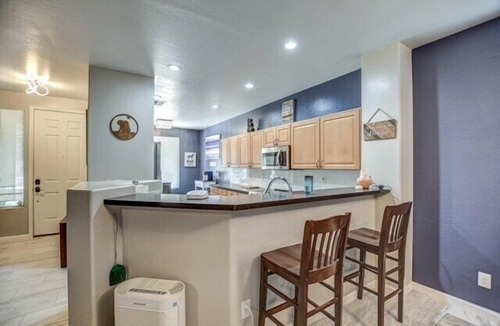 Ashton Ranch House | Sunbeam Sanctuary | 4b2b | Pet Friendly | Hot Tub in Surprise