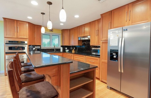 Navarre Beach House | Sunbeam-Soundview Private Home. 2 Min Walk to the Beach