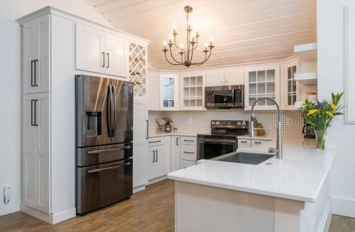 Elkhorn Village House | Sunburst 2787