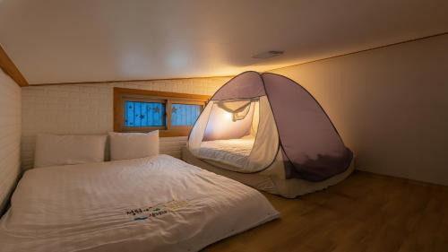 Tarimok House | suncheon romance pension