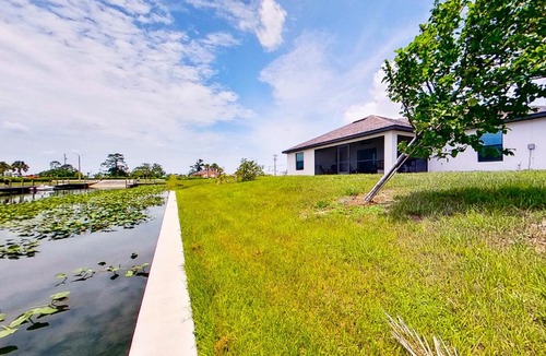 Cape Coral House | Suncoast Style