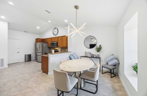 Braden River House | Suncoast Villa - 3BR Heated Pool + Lanai - Dogs Welcome - Lakewood Ranch Area