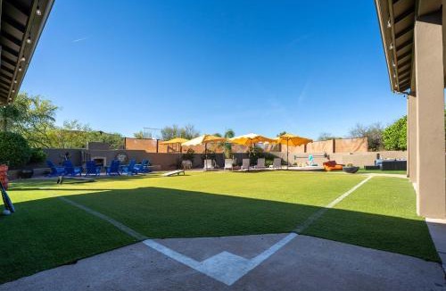 Rio Verde Foothills House | Suncrest Retreat - Pool Pickleball Theater