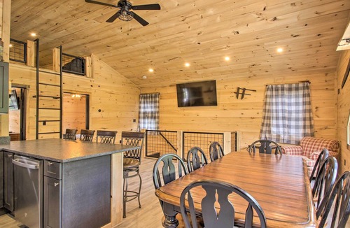 Waterford Cottage | Sunday Riverfront Cottage: Fire Pit & Trail Access