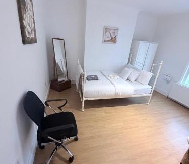 Sunderland House | Sunderland Contractor Top Stay