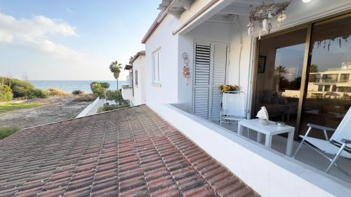 Pyla Apartment | Sundy Beach Seaview 2BDR Larnaka Dhekelia