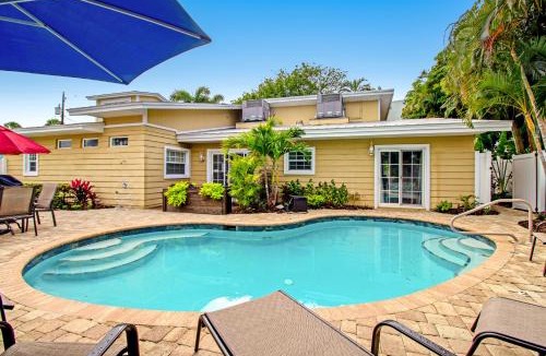Holmes Beach Villa | Sunfish 102 & 104
