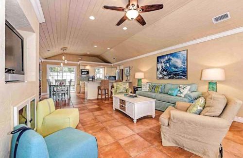 Holmes Beach Villa | Sunfish 102 & 104