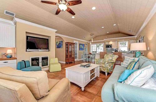 Holmes Beach Villa | Sunfish 102 & 104