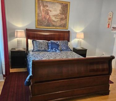 Summerside Bed & Breakfast | Sunflower Guest Suites