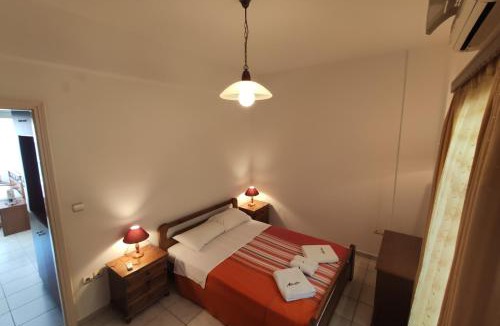 Vathy House | Sunflower House