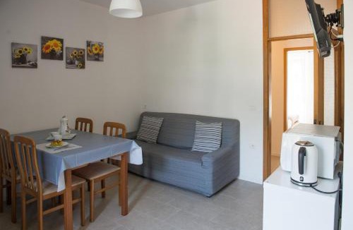 Canale di Tenno Apartment | SunFlower