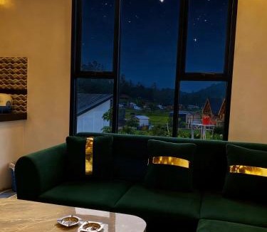 Dieng Villa | Sunflower Superior Villa