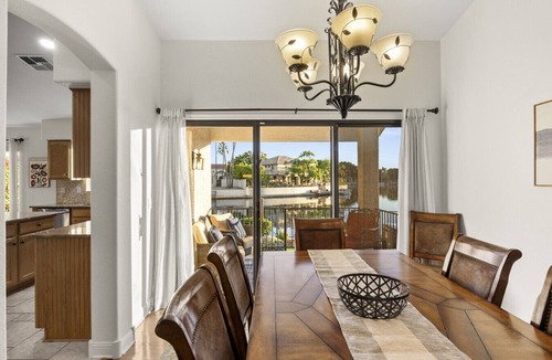 Arrowhead Lakes House | Sunkasa Lakefront Oasis