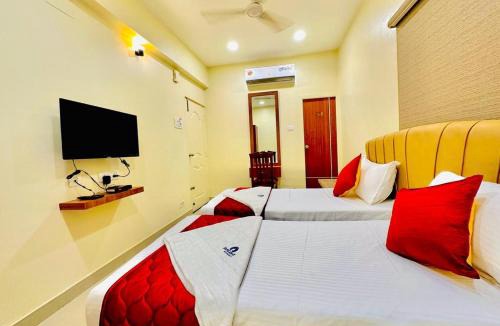 Chromepet Hotel | Sunlight Residency