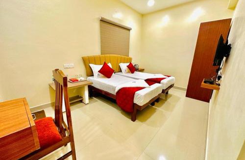 Chromepet Hotel | Sunlight Residency