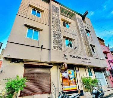 Chromepet Hotel | Sunlight Residency