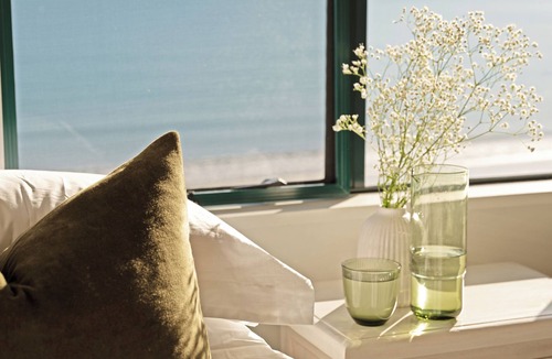 Coopers Beach Hotel | Sunlit Bay Villas