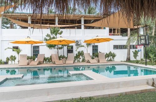 Catangnan Hotel | Sunlit Hostel