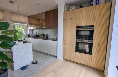 Jordaan Apartment | Sunny 2 Bd Apartment in the heart of the Jordaan