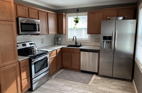 Roselawn Finance House | Sunny 2BR Bungalow Office & Fenced Yard Central Location
