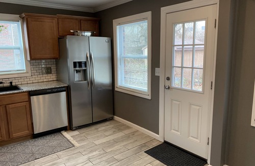 Roselawn Finance House | Sunny 2BR Bungalow Office & Fenced Yard Central Location