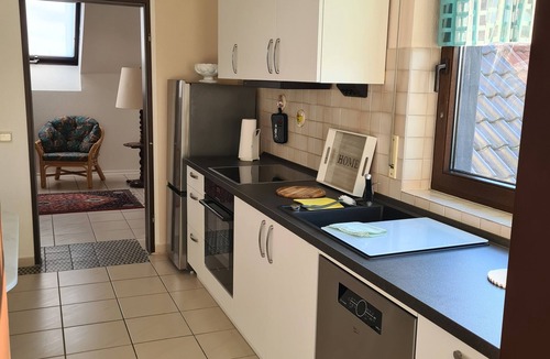 Sankt Augustin Apartment | Sunny and quiet apartment in the countryside with balcony