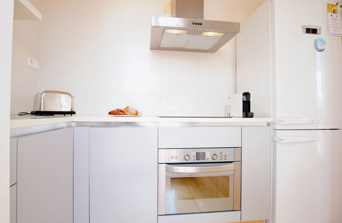 La Llotja-Born Apartment | Sunny Apartment in Palma Old Town with a 15M2 Terrace, Balcony, Wifi, AC, Bright