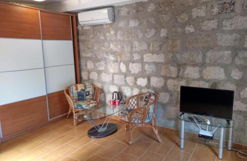 Muo Apartment | Sunny Apartments