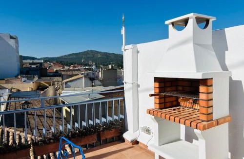 L'Olleria Apartment | Sunny attic with views in L'Olleria