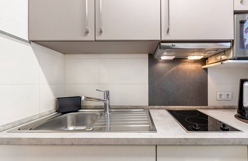 Bad Duerrheim Apartment | Sunny Balcony Apartment with 2 Balconies, Lawn, 3Welten Card & Wi-Fi near Solemar
