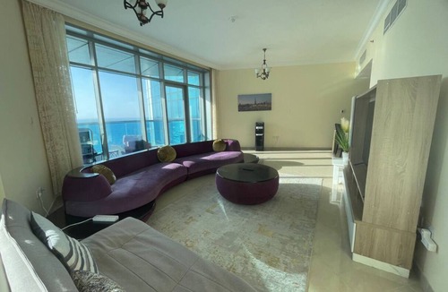 Rumailah Apartment | Sunny Beachfront Apartment in Ajman