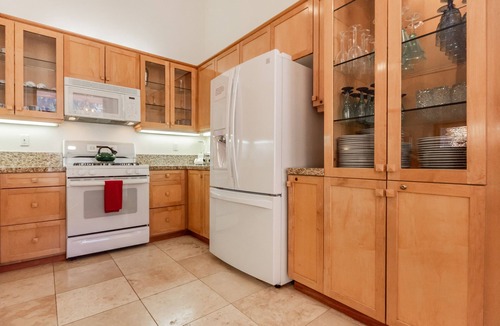 Mammoth Lakes House | Sunny, Bright & Warm 4/4 on the Snowcreek Meadow!