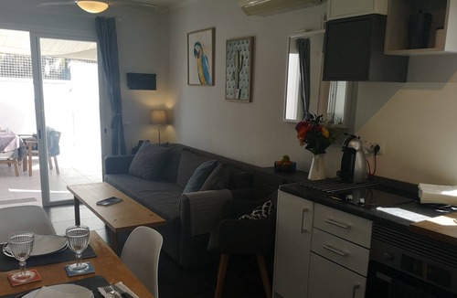 Maspalomas House | Sunny Bungalow in Maspalomas with separate entrance and large private terrace