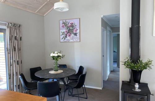 Clyde House | Sunny Clyde Getaway in the Heart of Clyde